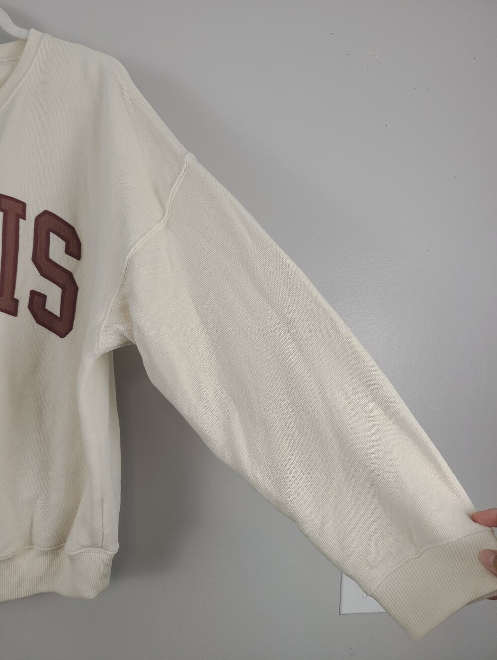 American Eagle Off-white & Dark Red Lived-in Pullover Crewneck "PARIS" Sweater - Picture 3 of 10